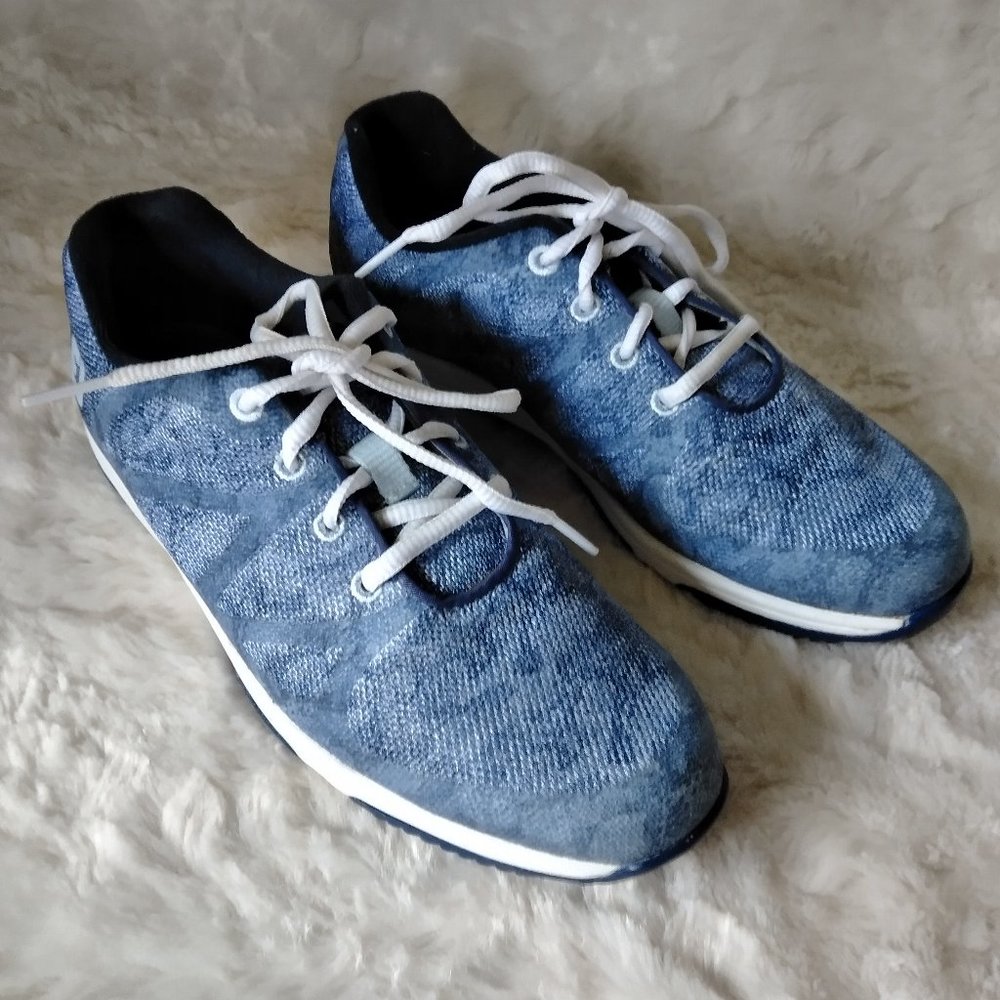 NWOT FOOTJOY  LADIES GOLF SHOES SZ 6.5